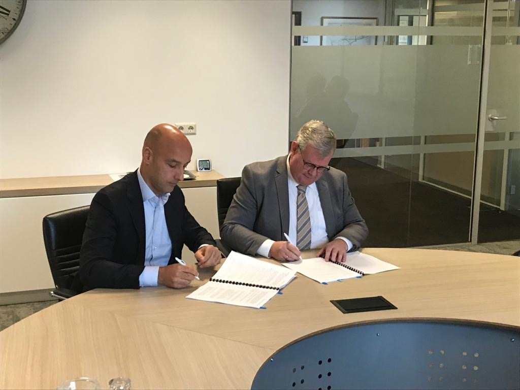 Ondertekening-anterieure-overeenkomst-project-Bij-de-Stadspoort-te-Goedereede-delangenvdberg